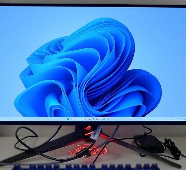 Asus ROG Swift PG27AQDP